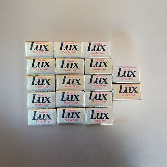 Vtg Famous Lux Beauty Soap Bars 5 oz Gold Foil Advertisement Lot of 17 NOS - Picture 1 of 6